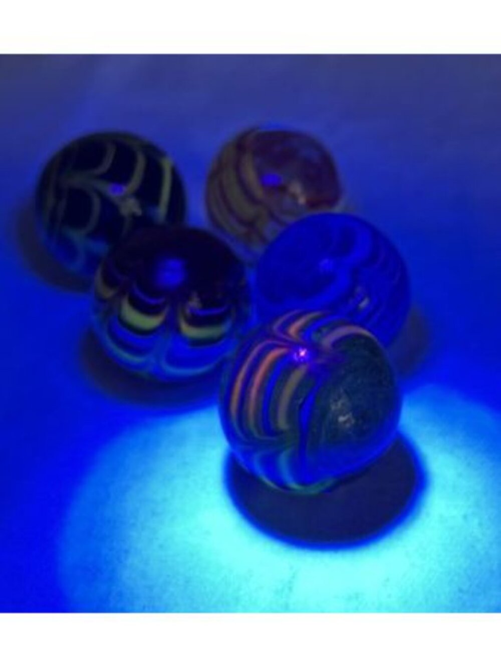 House Of Marbles Shooter Marbles UV Glows 24mm Lot of 5 - Picture 5 of 6